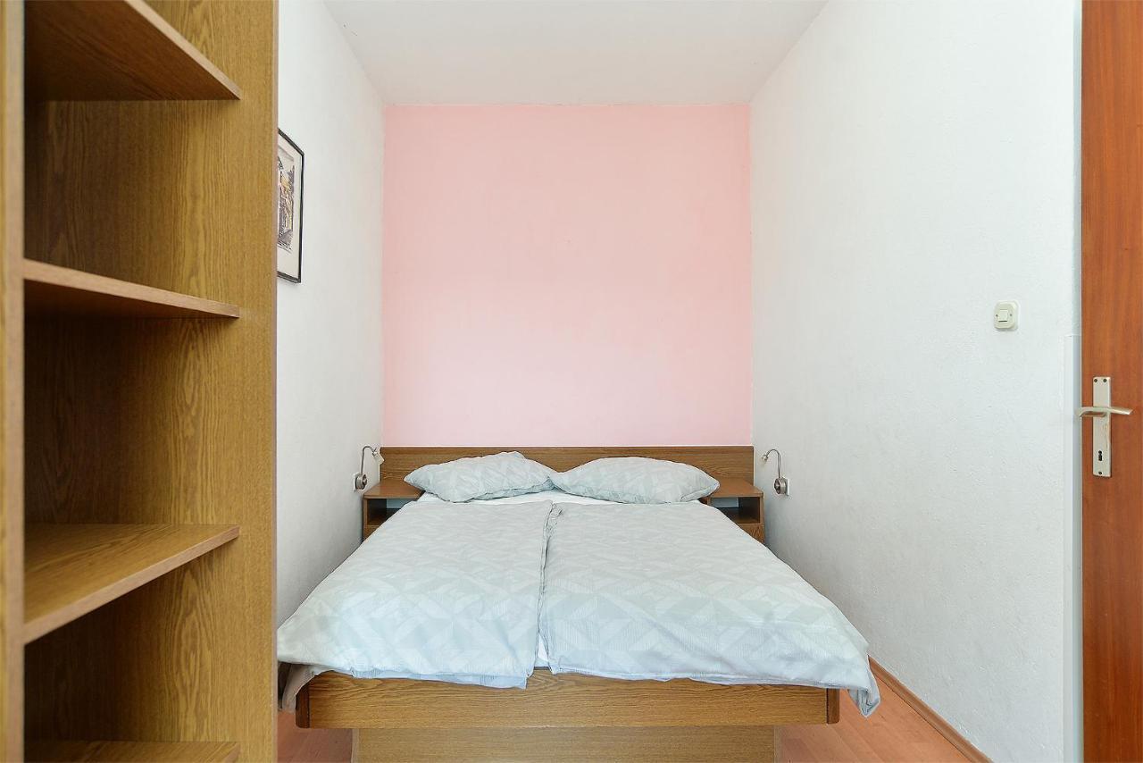 Apartments Plominska 938 라벡 외부 사진