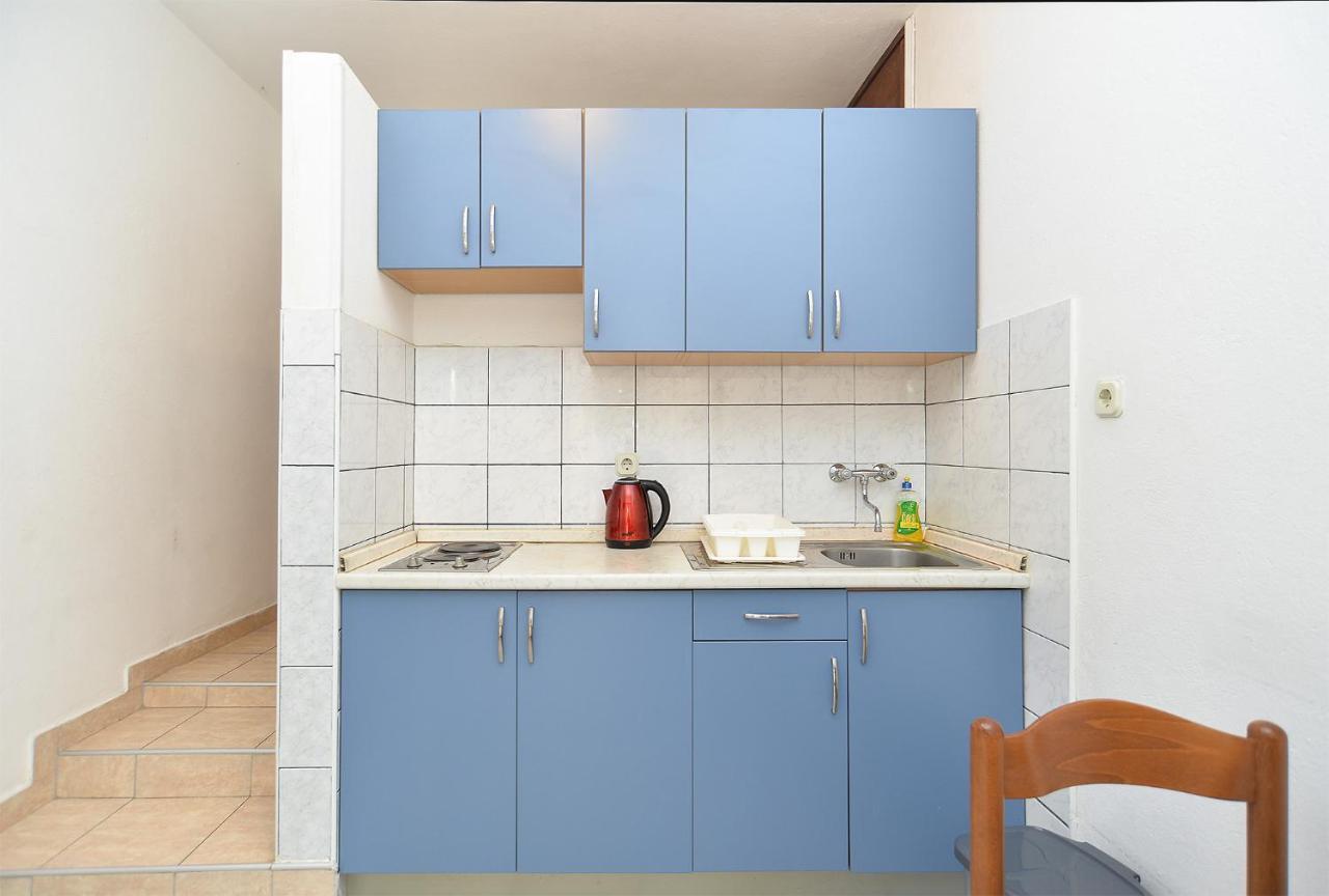 Apartments Plominska 938 라벡 외부 사진